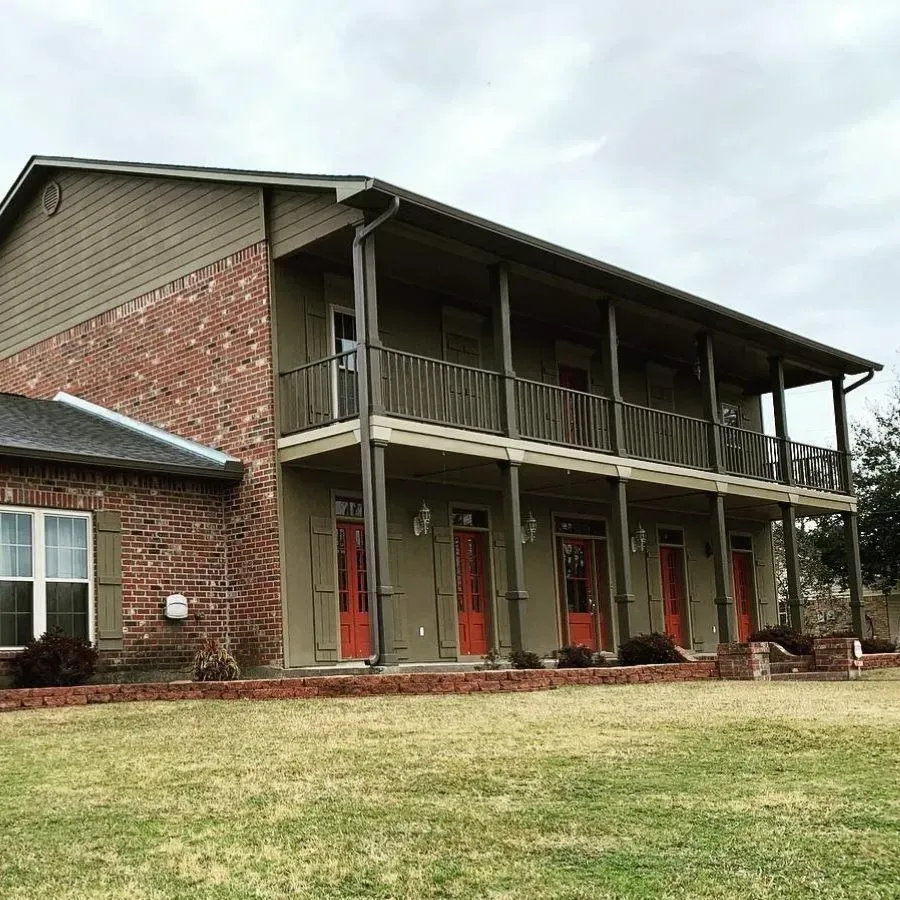 Seamless Gutter Installation Near Me